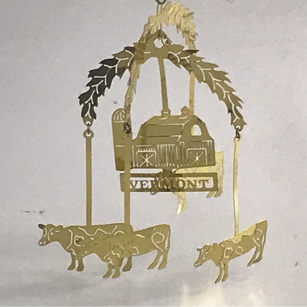 VERMONT 24K Gold Flashed Brass Christmas Ornament Souvenir